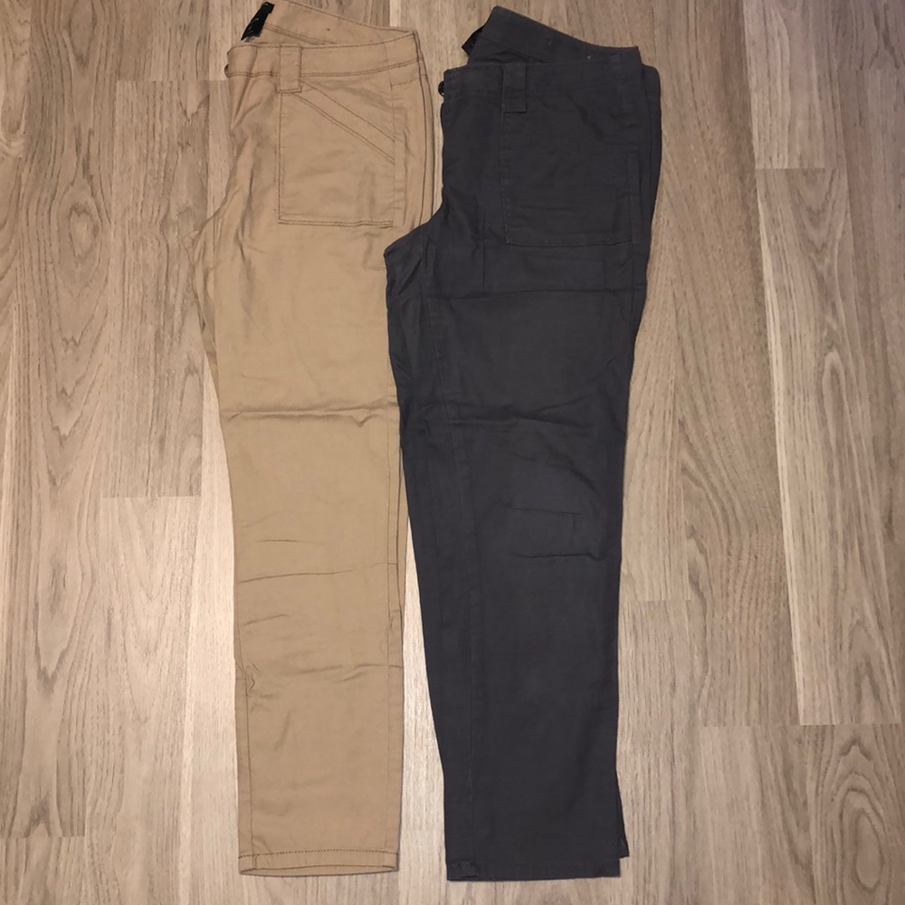 *2 Pairs* Ann Taylor signature style pant. Size 4P
